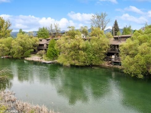 Whitefish River Roost